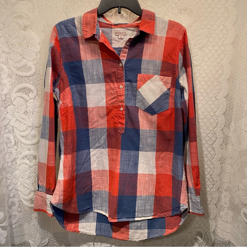 Women’s shirt
